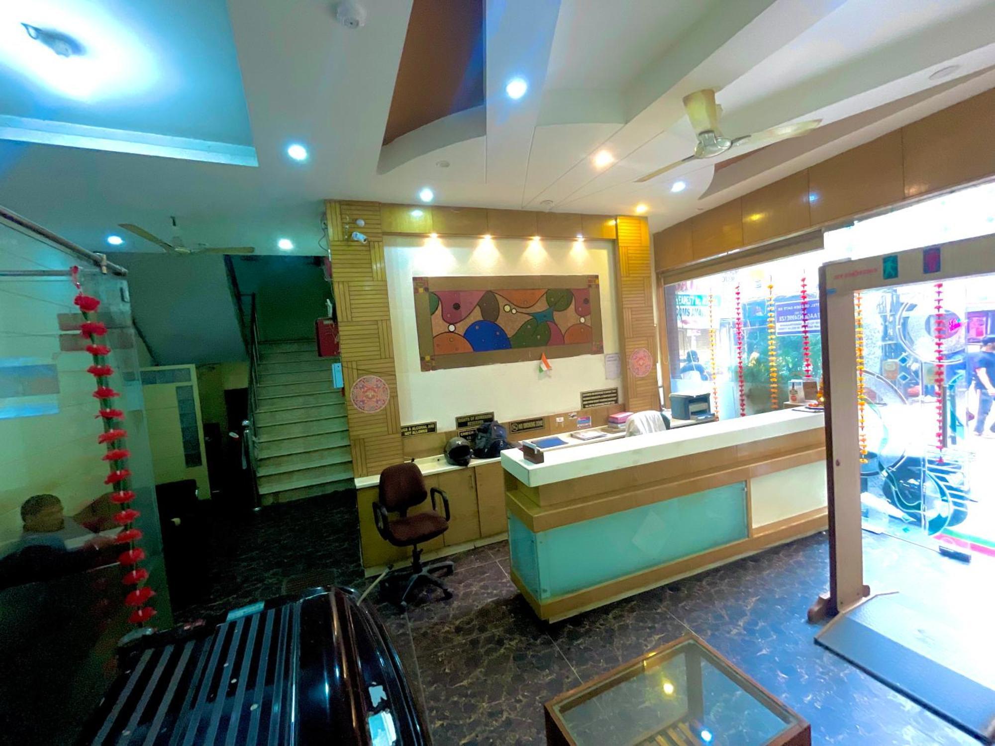 ניו דלהי Hotel Golden Gate מראה חיצוני תמונה